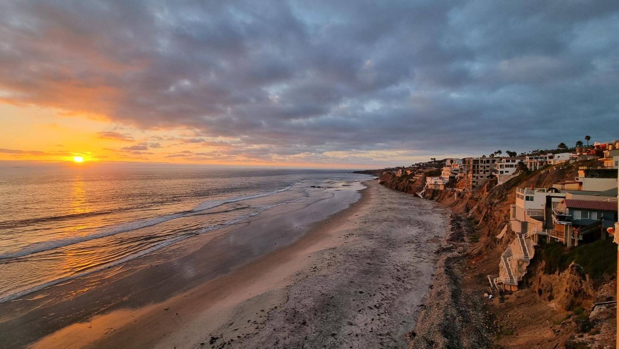 Oceanfront Serenity In Gated Community Near Rosarito Harry Manzo Exteriör bild